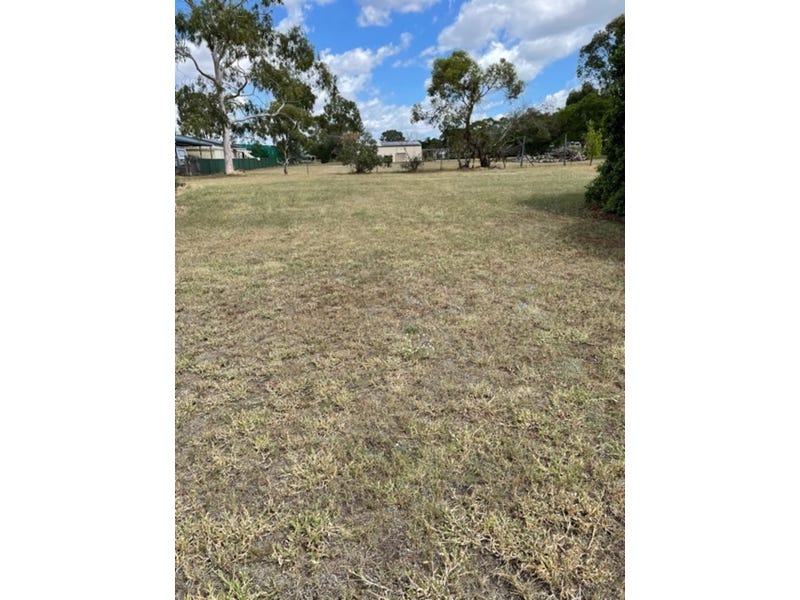 Huge 1000sqm block- ready to 4