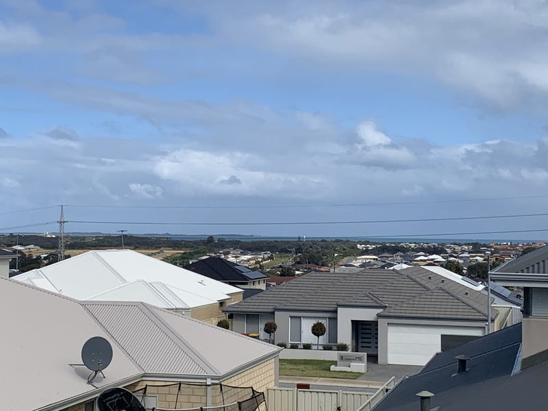 RARE OCEAN VIEWS 3
