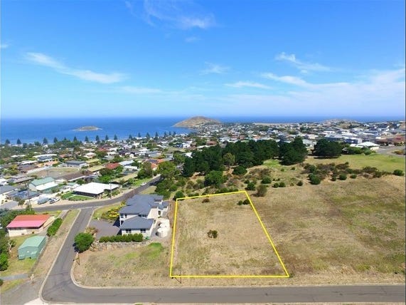 Large block with panoramic rural and coastal views