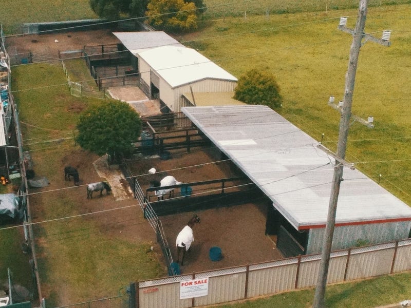 storage; horse stables; temporary accommodation.  FOR SALE