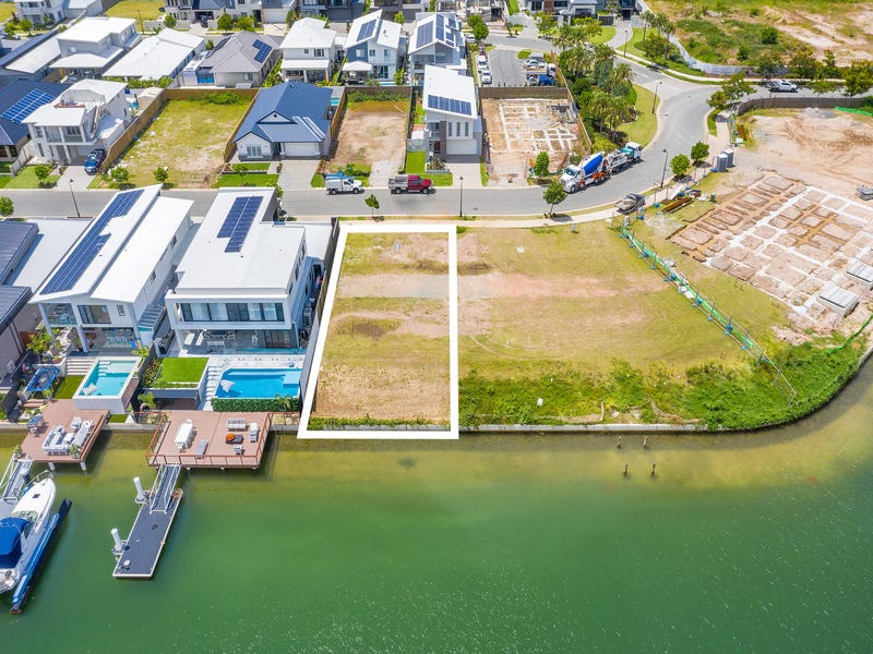 Premier Lakefront Homesite 3
