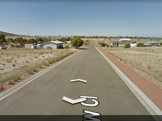 Large Vacant Block with Rural 2