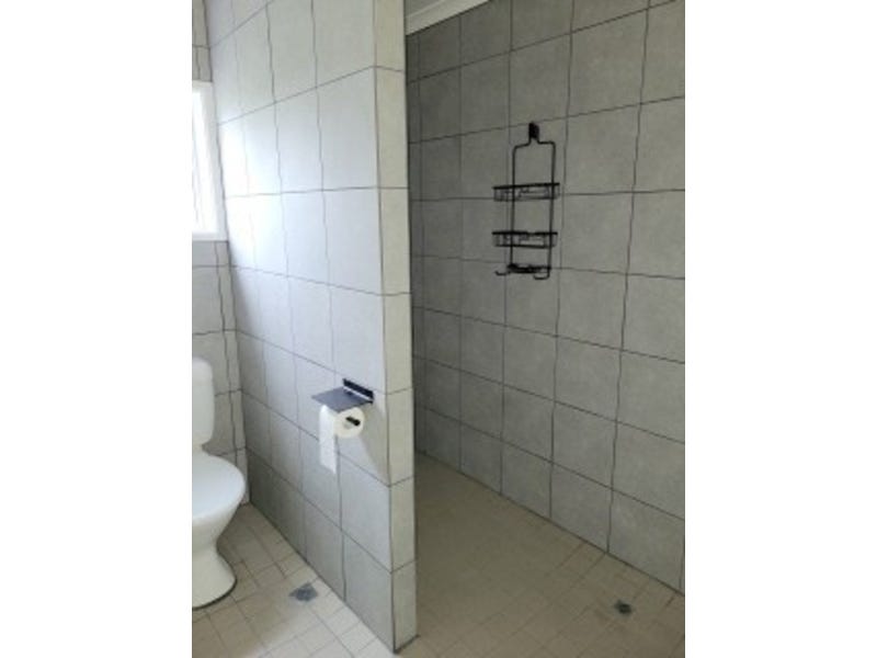 1770 m 2 c Corner 11
