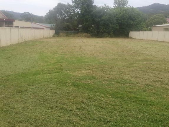 Murrurundi- Large residential block of land  SOLD