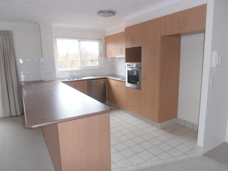 Modern 2 bedroom 2 bathroom 5