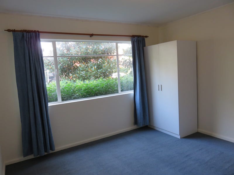 Ground floor two bedroom unit 3