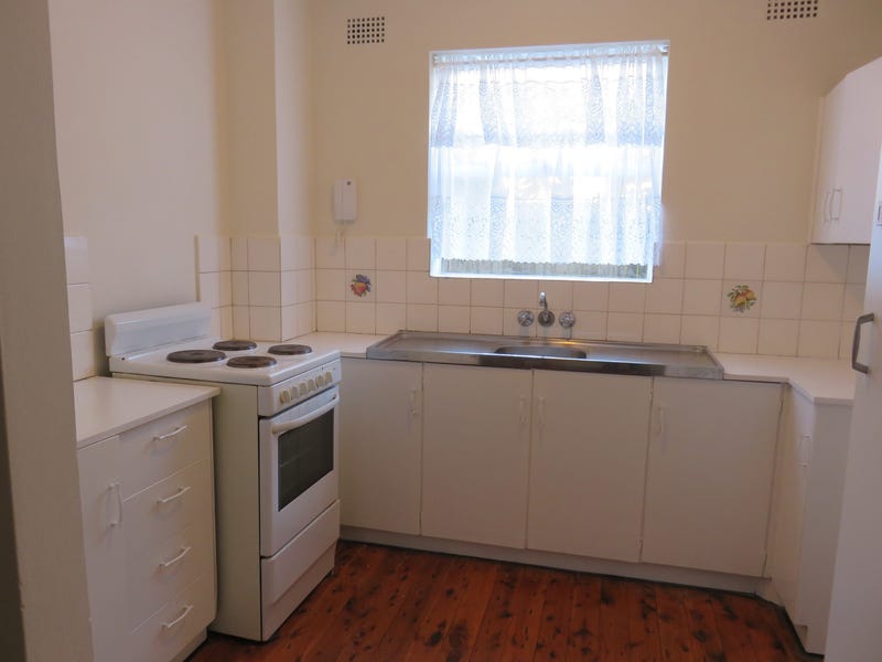 Ground floor two bedroom unit 6