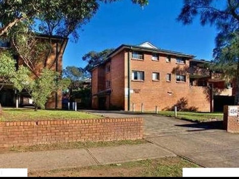 Newly renovated 2 bedroom apartment