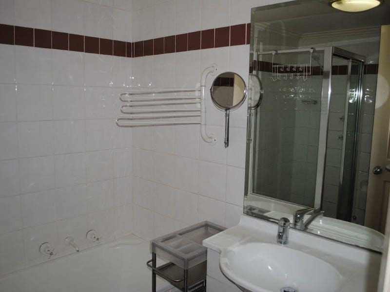 Furnished 2 Bedroom Apartment in 12