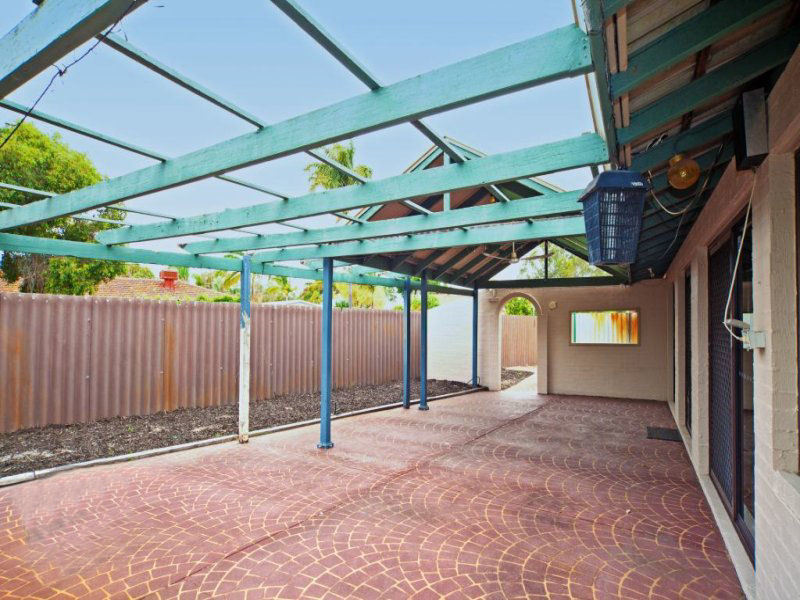 9 Homestead Ave, Bibra Lake 11