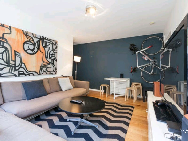 Modern Apartment, Position Perfect