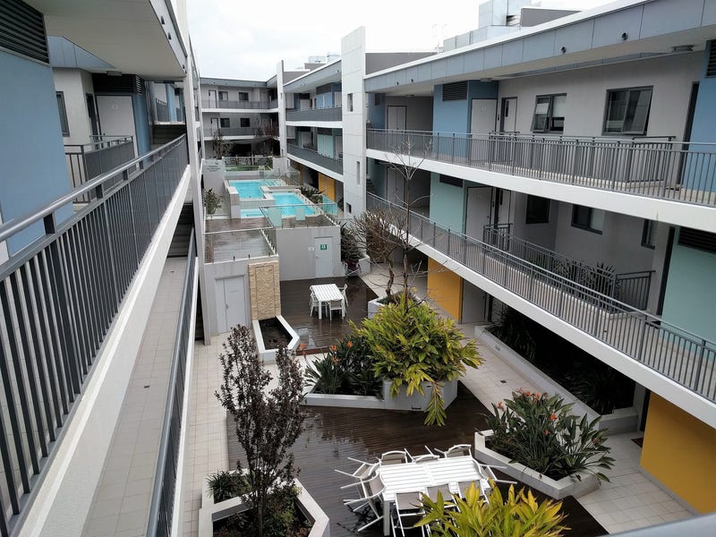 Quite Top Location!!, Top floor, 24