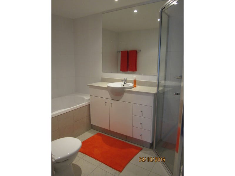 IMMACULATE FULLY FURNISHED APPARTMENT 8