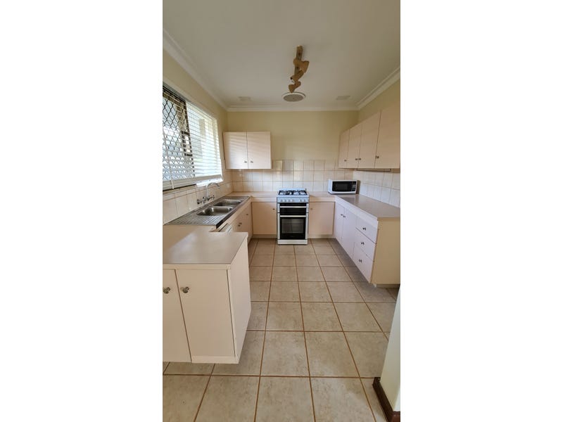 GREAT LOCATION FAMILY HOME 6