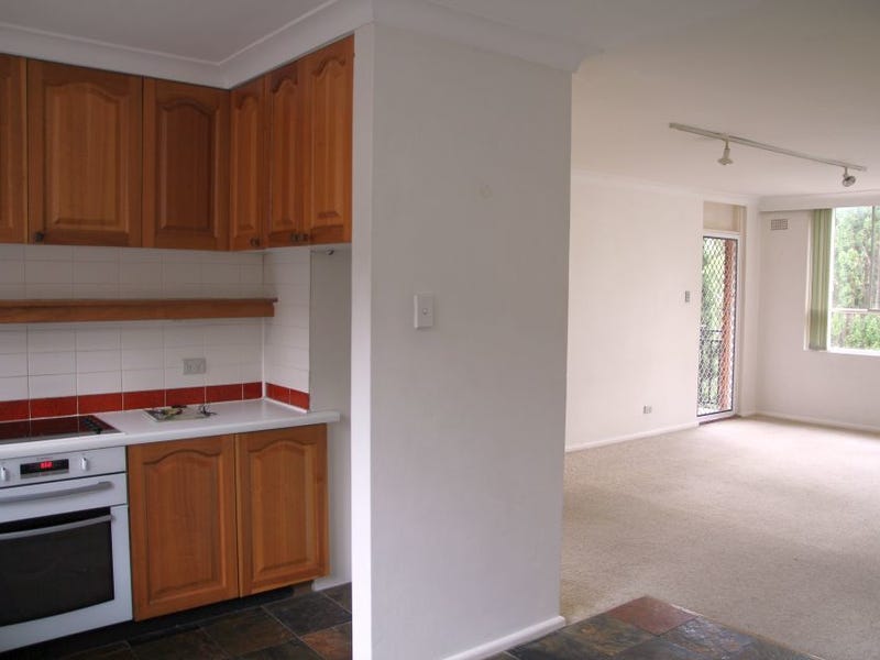 Sunny, spacious, leafy outlook, private