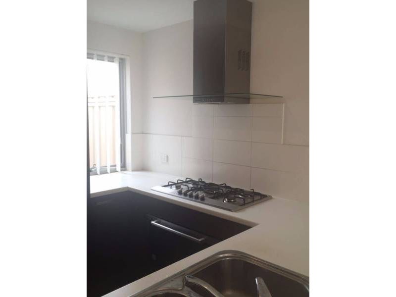 Newly built house for rent 9