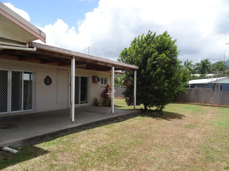 BEAUTIFUL BRINSMEAD HOME 12