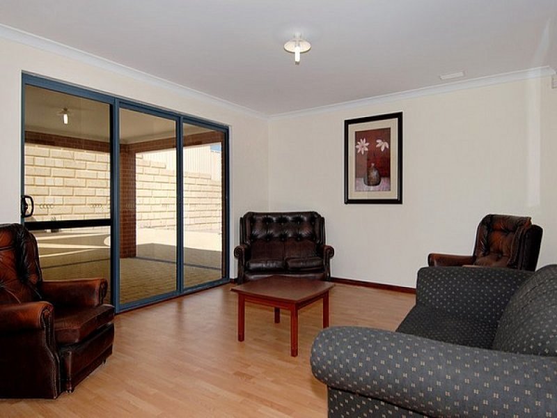Huge Family home. Reduced to 4