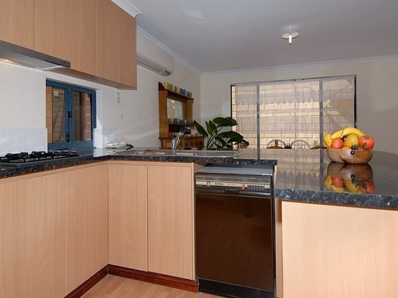 Huge Family home. Reduced to 7