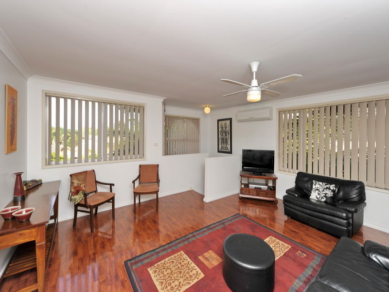 LOVELY HOUSE IN CUL DE 8