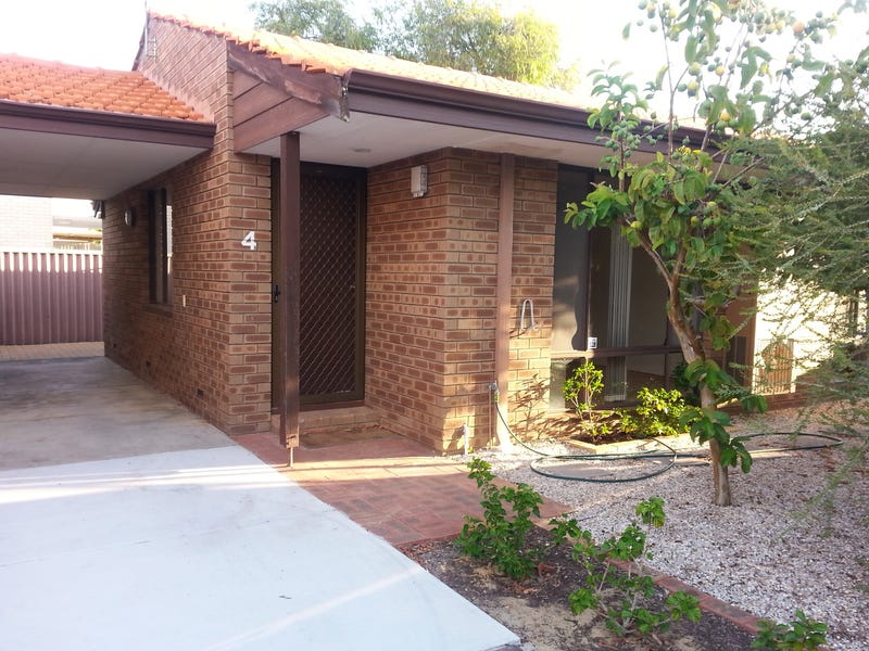 Great riverside location south of the City