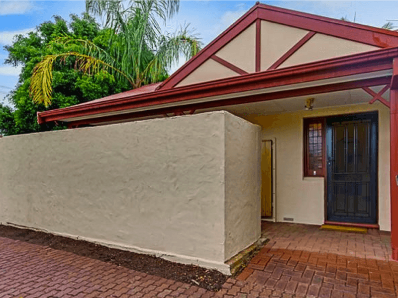 Bright and Spacious 2 Bedroom 2
