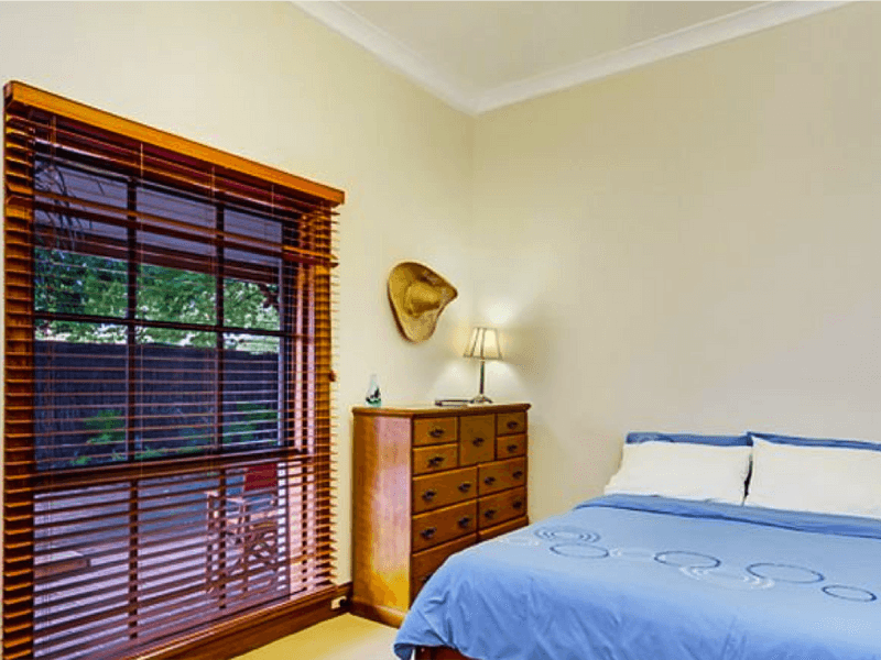 Bright and Spacious 2 Bedroom 5