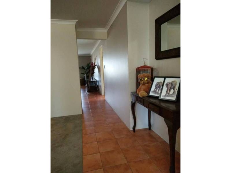 Spacious and Fully Furnished Family 5