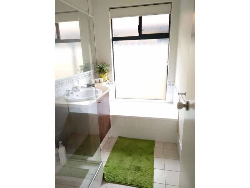 Spacious and Fully Furnished Family 8