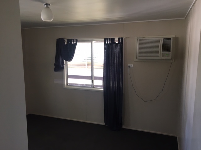 High Set Home With Golf 11