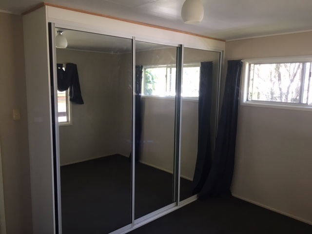 High Set Home With Golf 12
