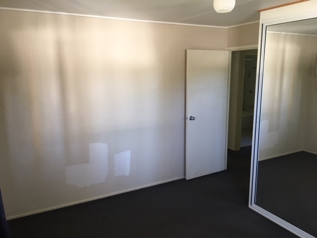 High Set Home With Golf 13