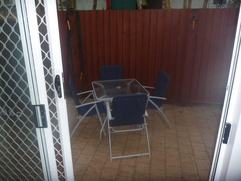 Quiet spacious unit in quality 10