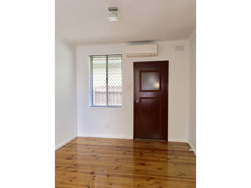 Clean, bright and convenient location 5