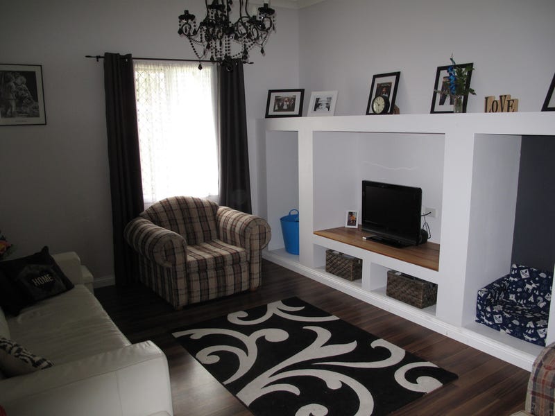 Family Cottage 6