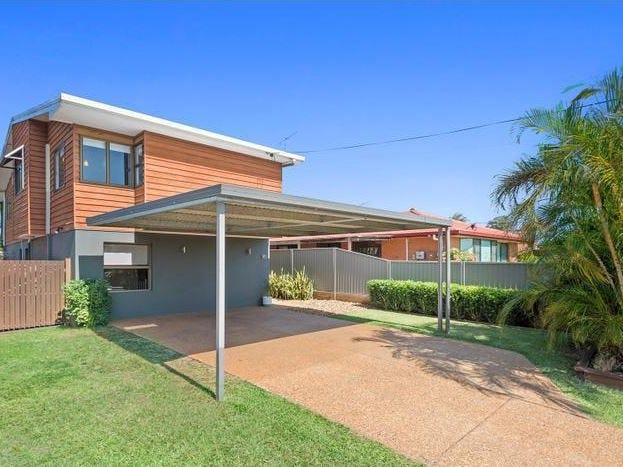 RENOVATED TWO STOREY HOME WITH POOL – GOLF COURSE PRECINCT