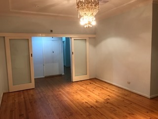 Three bedroom single story house 3