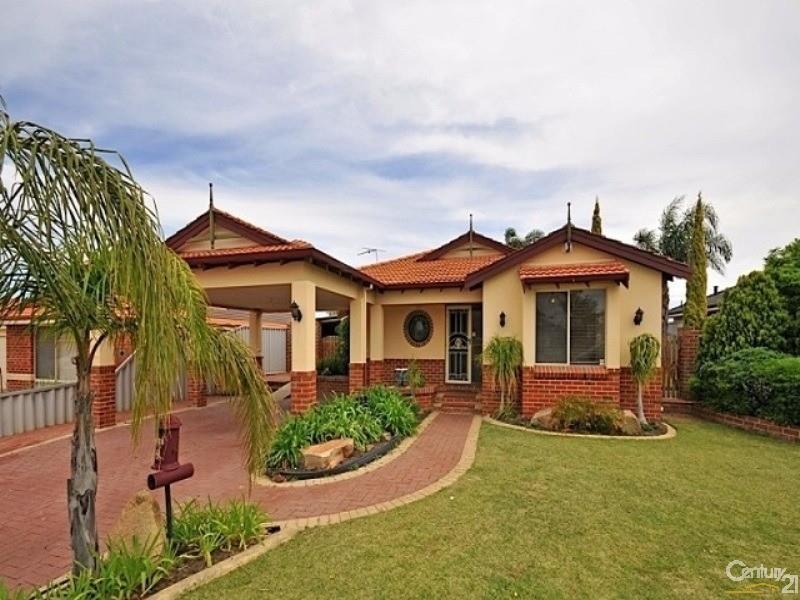 4 Bedroom + Study + 2 Bathroom Perfect Family Home