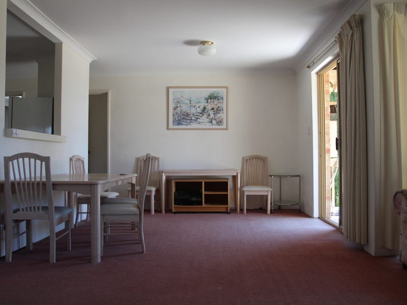 Peaceful unit with stunning Northerly view over Lake Herdsman