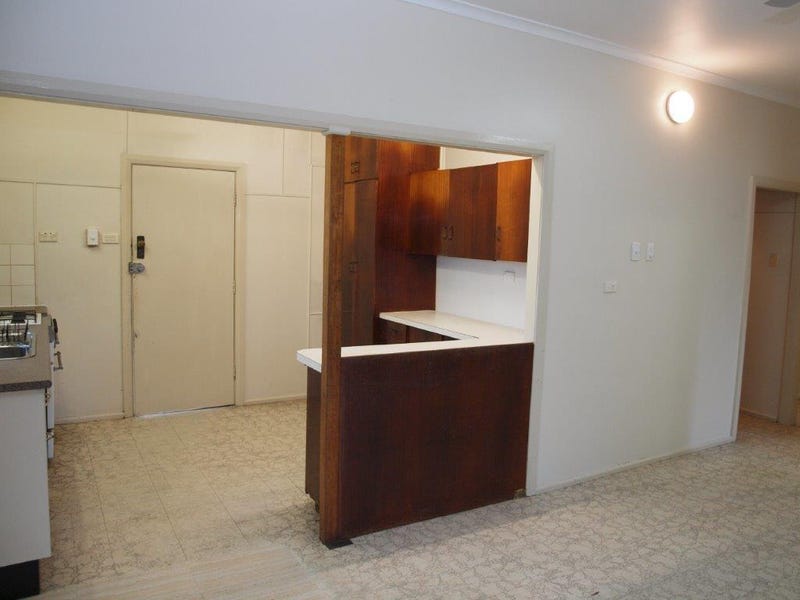 3 Bedroom, Pet Friendly, Close 10