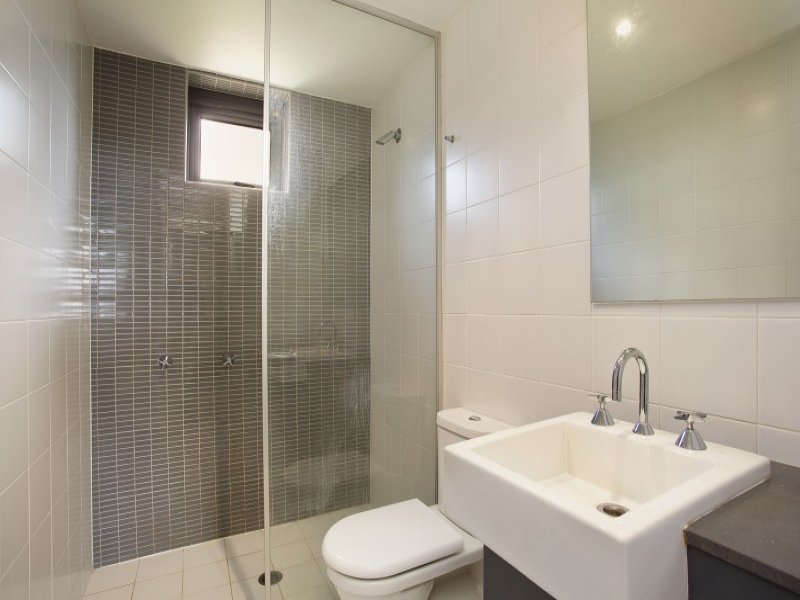 OFFER ACCEPTED PENDING LEASE FINALISATION 3