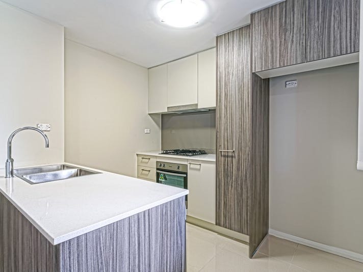 Nearly New Modern 1 bedroom 2