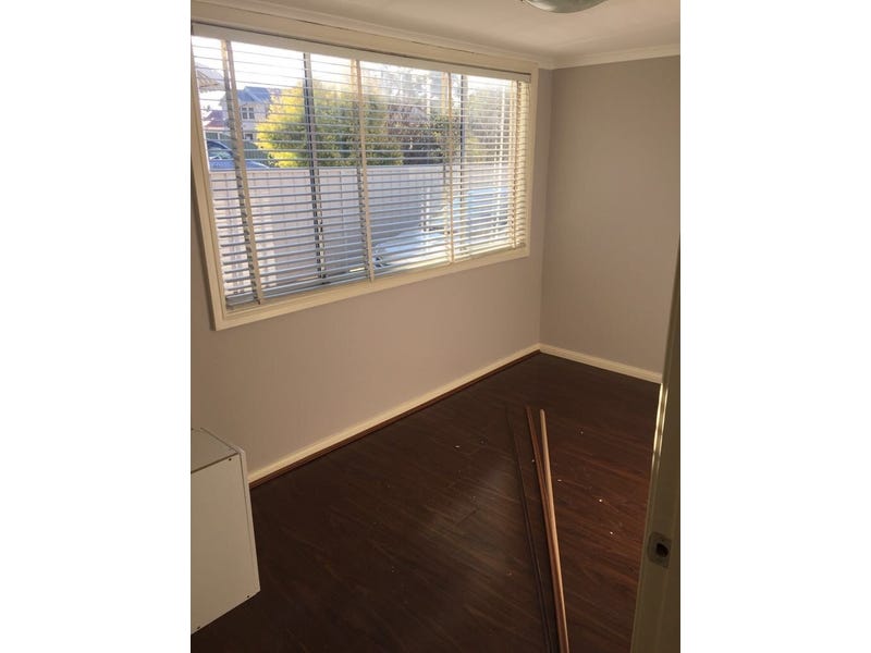 House For Rent – Guildford 7