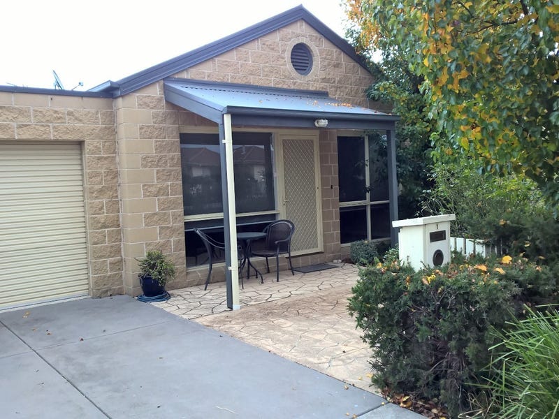 Luxury spacious 2 bedroom Riddells Creek