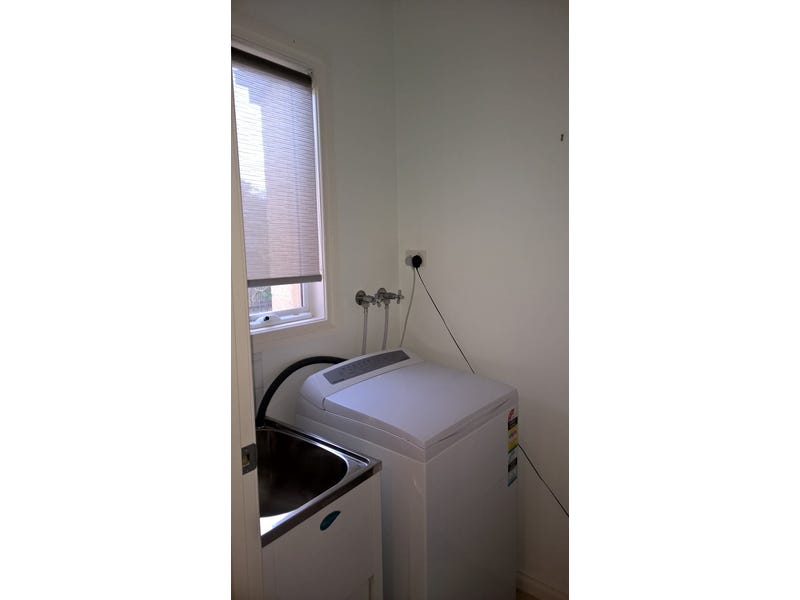 Luxury spacious 2 bedroom Riddells 4