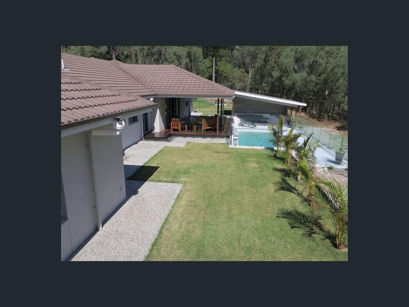EXCEPTIONAL AVERAGE HOUSE 7