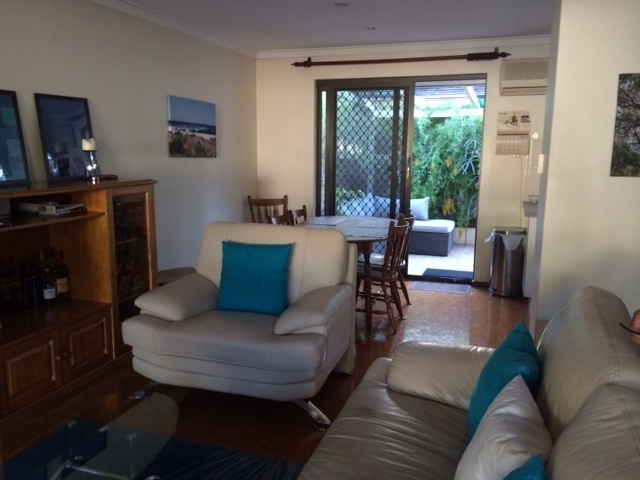 Beautifully Renovated 2 Bed Villa in Prime Location