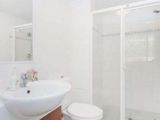 ‘Reduced’ 2 Bedroom, 2 Bathroom 6