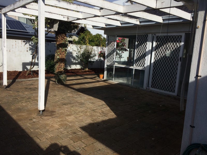 Great river location, spacious rooms 11