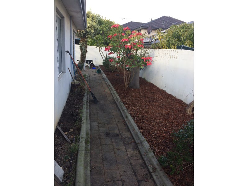 Great river location, spacious rooms 13